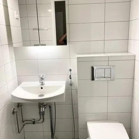 Apartment Mellunmaki Renovated 3 Bedroom Apt Next To Metro, Free Parking Helsinki